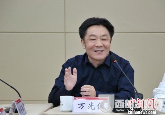 圖為山東師范大學(xué)副校長萬光俠在開幕式上發(fā)言?！≮w曉 攝