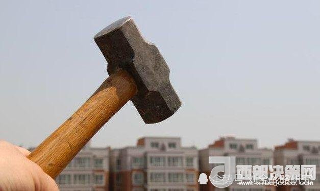 房地產(chǎn)專家劉全！高房?jī)r(jià)傷害了多少人？