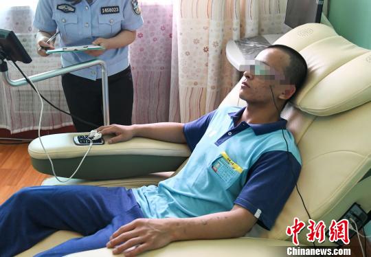 山西省戒毒管理局下屬共有13個(gè)戒毒場(chǎng)所和一個(gè)涉毒病殘所(山西省戒毒康復(fù)醫(yī)院)籌建處，其中省屬戒毒所9個(gè)，市屬戒毒所4個(gè)?！⊥踅ㄜ?攝