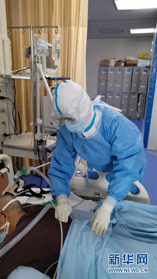 （一線抗疫群英譜·圖文互動）（2）“從高原奔赴平原，我們傾囊相助”——青海援湖北醫(yī)療隊女醫(yī)生戴春的故事 