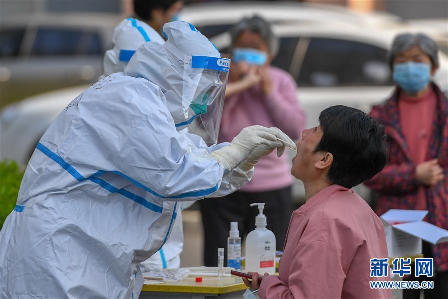 （新華全媒頭條·兩會精神看落實·圖文互動）（5）整體謀劃、系統(tǒng)升級、全面提升——落實全國兩會精神織牢織密公共衛(wèi)生防護網(wǎng)