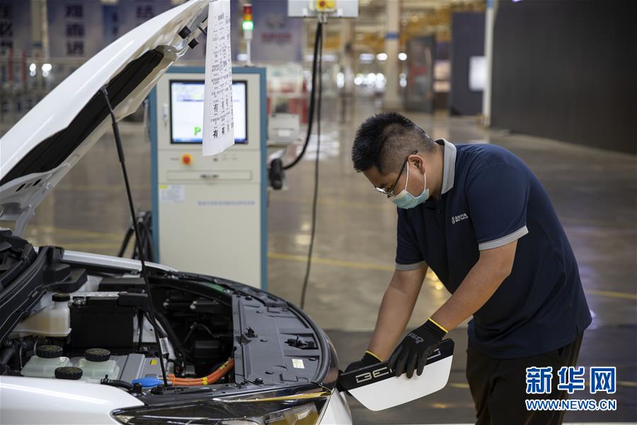 (新華全媒頭條·走向我們的小康生活·圖文互動(dòng))(13)綠染云嶺小康路——生態(tài)文明建設(shè)的云南實(shí)踐