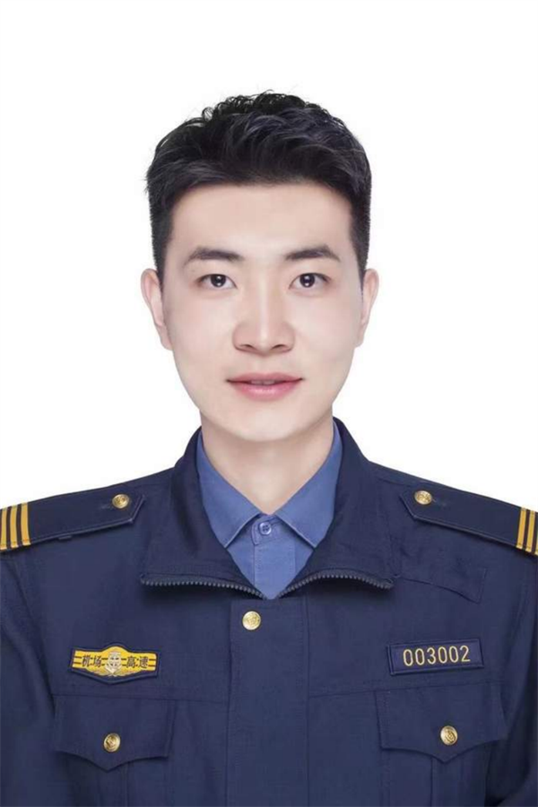 追夢——優(yōu)秀畢業(yè)生風采