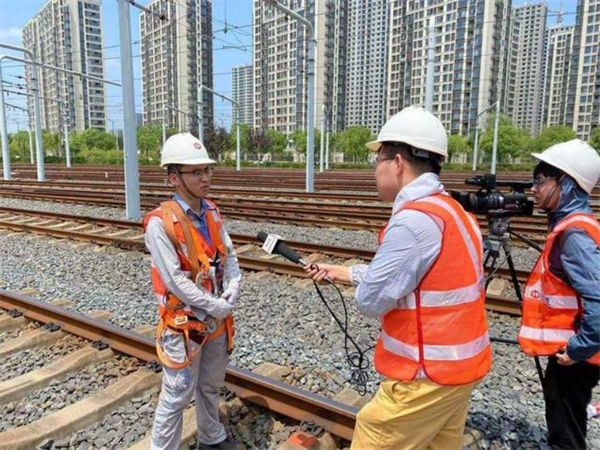 追夢——優(yōu)秀畢業(yè)生風采