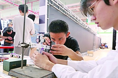 激勵創(chuàng)新，樹立“強國有我”鴻鵠志